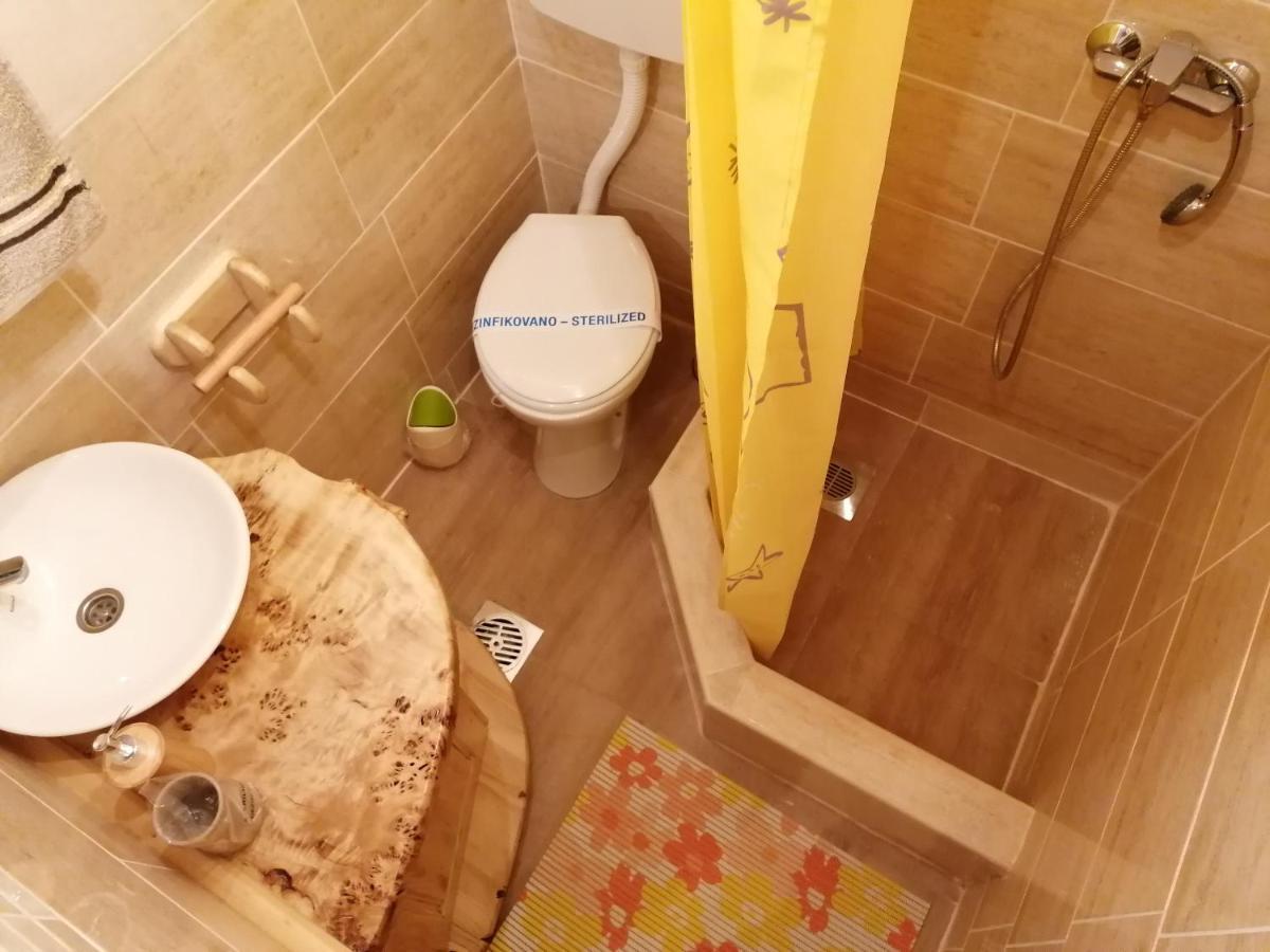 Apartmani Zuti Leptir Vrdnik Eksteriør bilde
