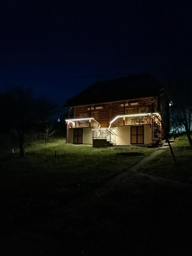 Apartmani Zuti Leptir Vrdnik Eksteriør bilde