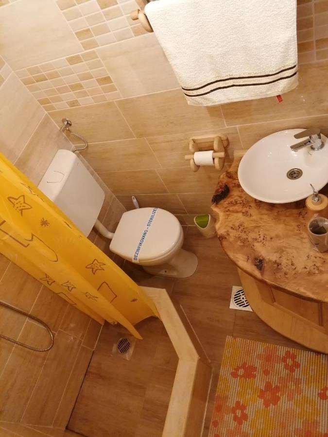 Apartmani Zuti Leptir Vrdnik Eksteriør bilde
